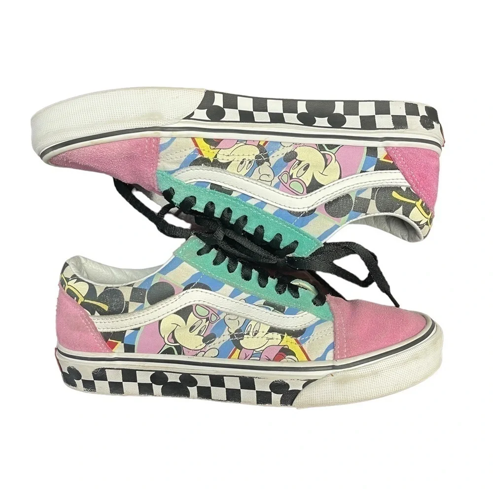 Vans Limited Edition Disney Mickey Old Skool Sneakers Men's Size 8 Women's 9.5